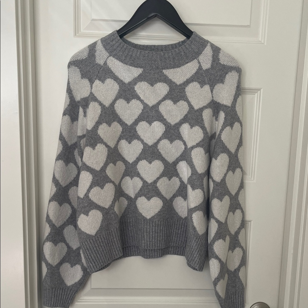 Old Navy Gray and White Heart Sweater